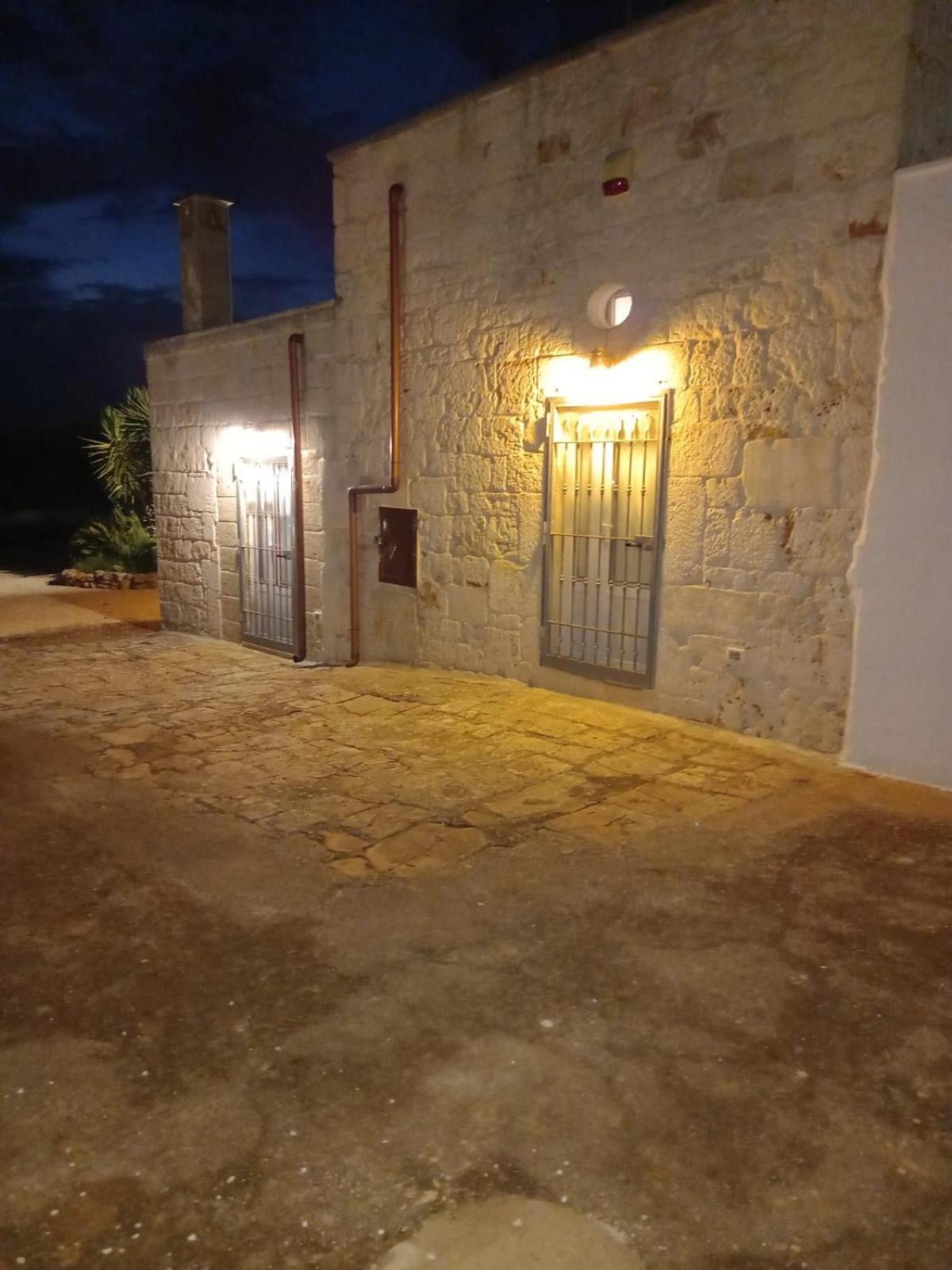 Вилла Casina Tra Gli Ulivi Остуни Экстерьер фото