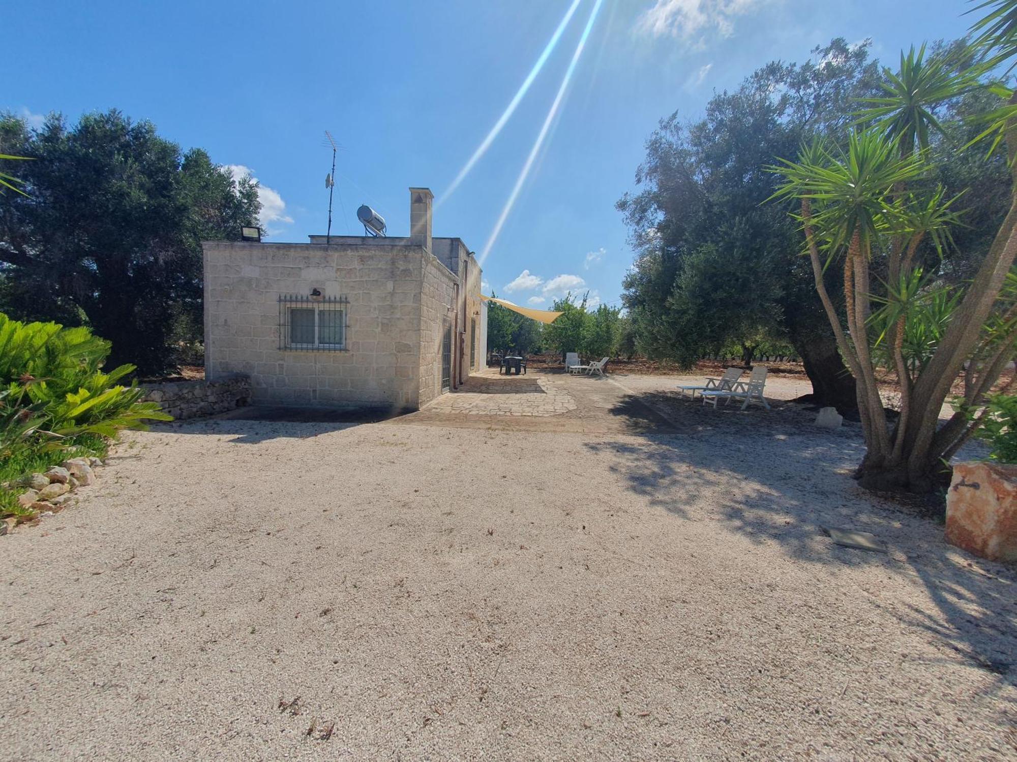 Вилла Casina Tra Gli Ulivi Остуни Экстерьер фото